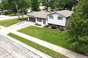701 Woodland Dr, Kaukauna, WI 54130 - Photo 5