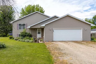 705 Riverview Drive, Fremont, WI 54940 - Photo 1
