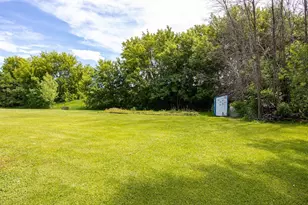 705 Riverview Dr, Fremont, WI 54940 - Photo 31