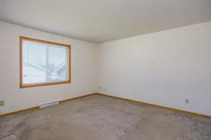 705 Riverview Dr, Fremont, WI 54940 - Photo 15