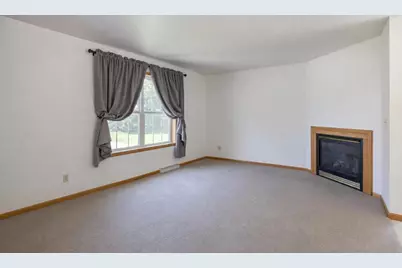 705 Riverview Drive, Fremont, WI 54940 - Photo 11