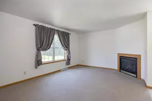 705 Riverview Dr, Fremont, WI 54940 - Photo 11