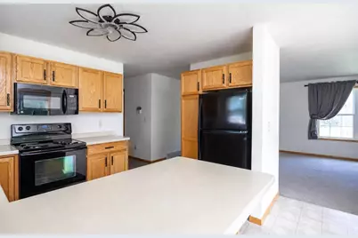 705 Riverview Drive, Fremont, WI 54940 - Photo 9