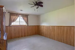 705 Riverview Dr, Fremont, WI 54940 - Photo 23