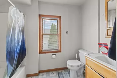 28 E 11th Street, Fond du Lac, WI 54935 - Photo 11