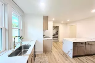 1730 N Oneida St, Appleton, WI 54911 - Photo 5
