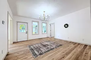 1730 N Oneida St, Appleton, WI 54911 - Photo 3