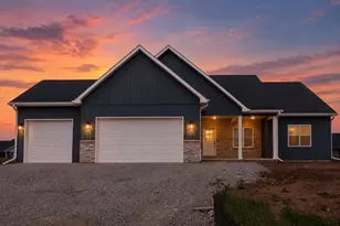 8329 Marlo Ave, Neenah, WI 54956 - Photo 27