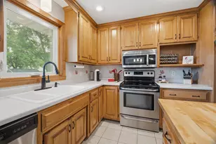 127 W Barefoot Ct, Appleton, WI 54913 - Photo 17
