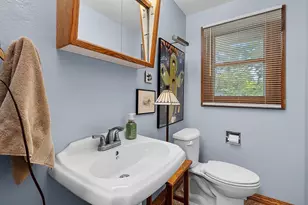 2565 Hazelwood Ln, Green Bay, WI 54304 - Photo 31