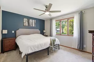2025 W Harvest Dr, Appleton, WI 54914 - Photo 9