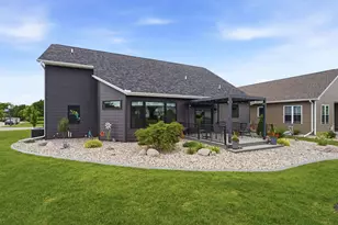 901 Clover Ct, Menasha, WI 54952 - Photo 31