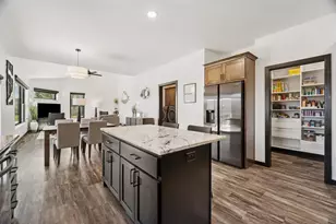 901 Clover Ct, Menasha, WI 54952 - Photo 13