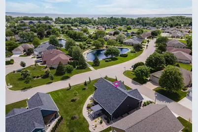 901 Clover Court, Menasha, WI 54952 - Photo 37