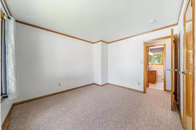 690 W 5th Avenue, Oshkosh, WI 54902 - Photo 15