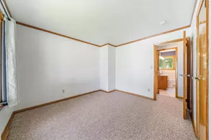 690 W 5th Ave, Oshkosh, WI 54902 - Photo 15