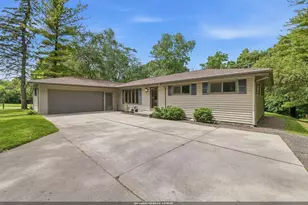 W6878 Riverbend Rd, Fond du Lac, WI 54937 - Photo 1