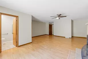 W6878 Riverbend Rd, Fond du Lac, WI 54937 - Photo 15