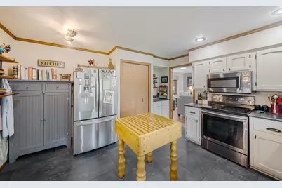 1111 Kerwin Road, Neenah, WI 54956 - Photo 13