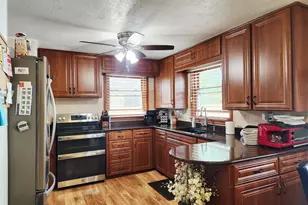 1430 S 19th St, Sheboygan, WI 53081 - Photo 3
