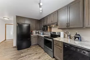 2364 Cedar Ridge Ct, Green Bay, WI 54313 - Photo 53