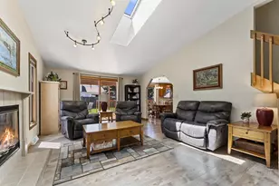 2364 Cedar Ridge Ct, Green Bay, WI 54313 - Photo 7