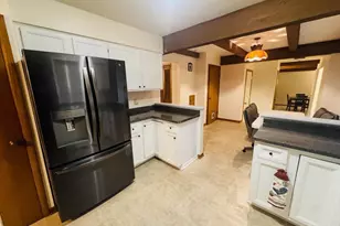 723 Ruggles St, Fond du Lac, WI 54935 - Photo 9