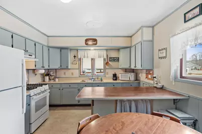 319 S Cambridge Street, Wautoma, WI 54982 - Photo 3