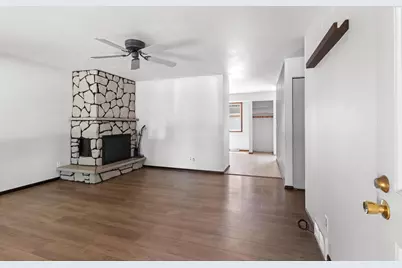 1513 E Plaza Drive, Appleton, WI 54915 - Photo 3