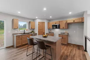 1824 Southland Ln, New London, WI 54961 - Photo 15