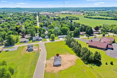 1824 Southland Lane, New London, WI 54961 - Photo 35