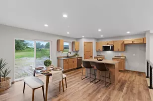 1824 Southland Ln, New London, WI 54961 - Photo 9
