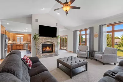 2224 Kaylee Circle, Green Bay, WI 54311 - Photo 5