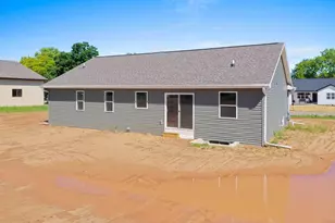 1920 Southland Ln, New London, WI 54961 - Photo 27