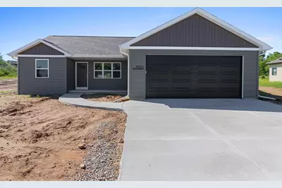 1920 Southland Lane, New London, WI 54961 - Photo 1