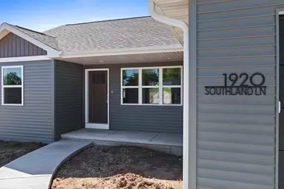 1920 Southland Lane, New London, WI 54961 - Photo 37