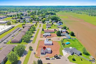530 Cattail Ct, New London, WI 54961 - Photo 7