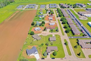 530 Cattail Ct, New London, WI 54961 - Photo 11