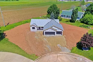 535 Dogwood Ct, New London, WI 54961 - Photo 7