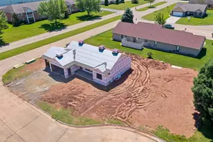 530 Willow Ct, New London, WI 54961 - Photo 11