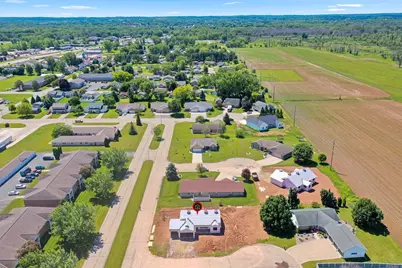 530 Willow Court, New London, WI 54961 - Photo 15