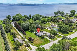 N9017 Lakeshore Dr, Van Dyne, WI 54979 - Photo 33