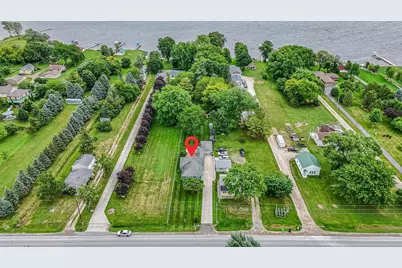 N9017 Lakeshore Drive, Van Dyne, WI 54979 - Photo 35
