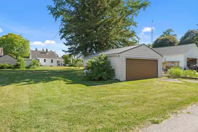 1814 Pleasant Avenue, New Holstein, WI 53061 - Photo 37