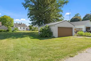 1814 Pleasant Ave, New Holstein, WI 53061 - Photo 37