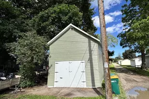 437 Carney Blvd, Marinette, WI 54143 - Photo 19