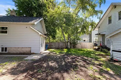 411 Marston Place, Oshkosh, WI 54901 - Photo 29