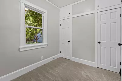 411 Marston Place, Oshkosh, WI 54901 - Photo 5