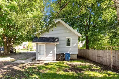 411 Marston Place, Oshkosh, WI 54901 - Photo 31
