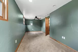 364 Triangle Dr, Hobart, WI 54155 - Photo 23